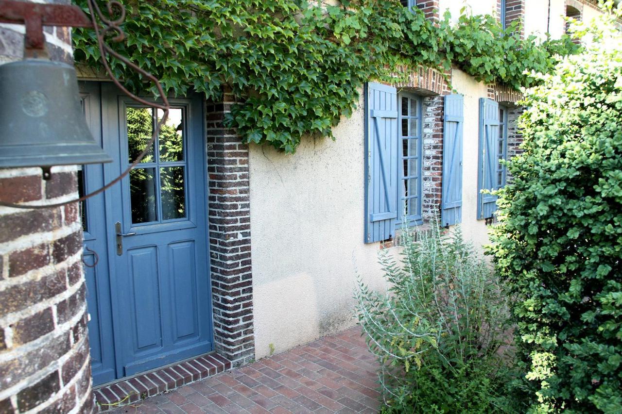 Le Clos Des Artistes - Gite Turny Exterior foto