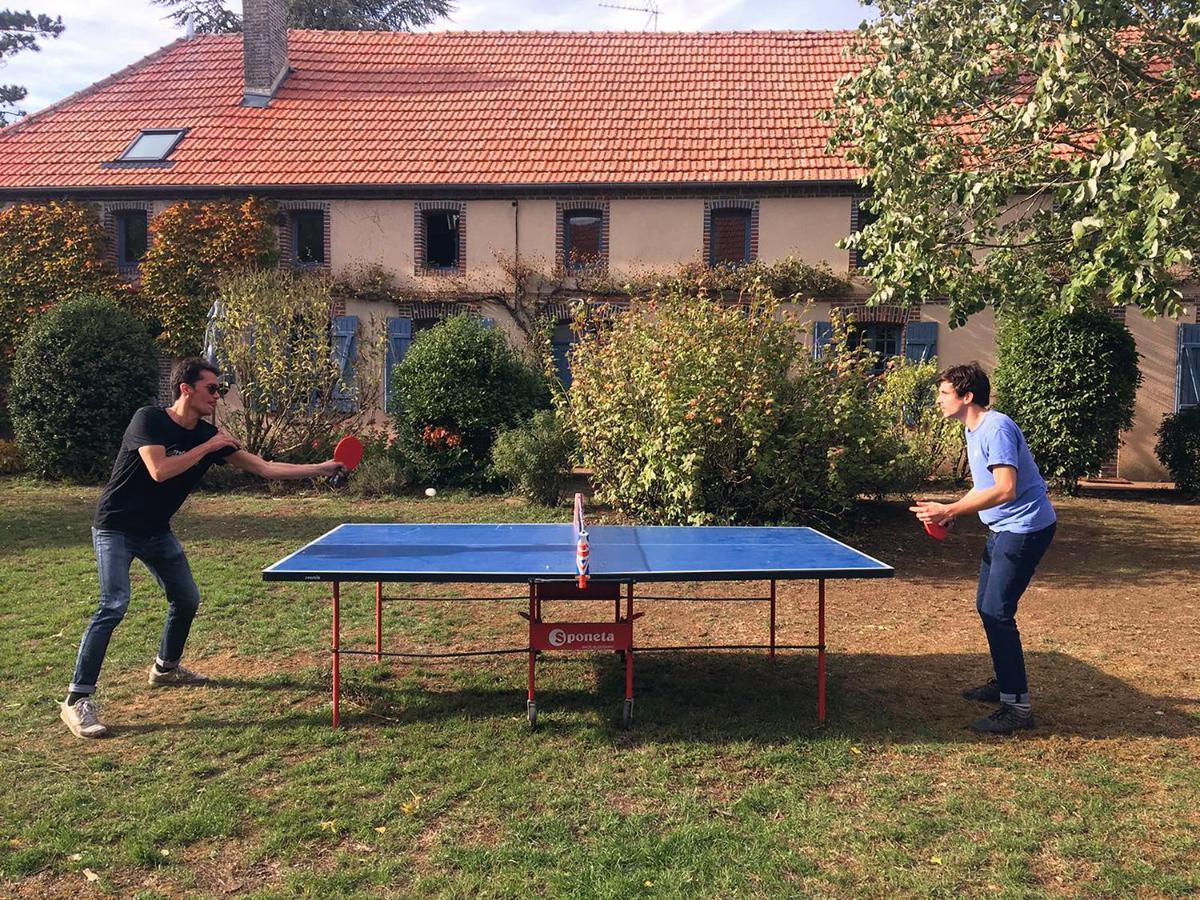 Le Clos Des Artistes - Gite Turny Exterior foto